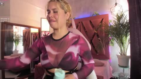 Haely online show from January 3, 5:20 pm