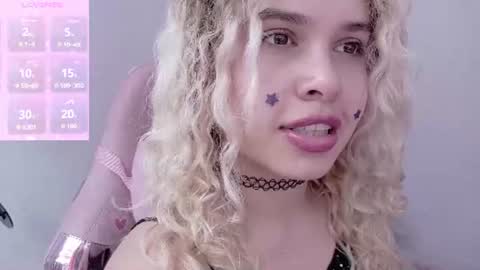 Haely online show from June 21, 7:49 pm