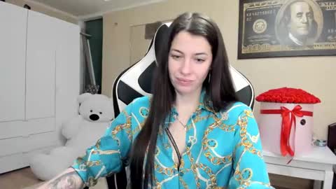 Snapshot of hailey_beauty chatting on January 27, 11:00 pm Sk pe Anya388109 online show from January 27, 11:00 pm