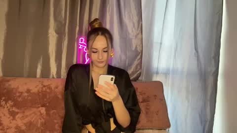 Anna online show from September 17, 11:56 am