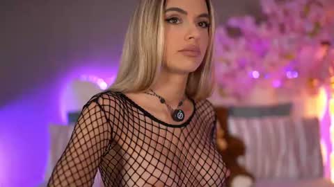 Hailey online show from July 15, 7:02 am
