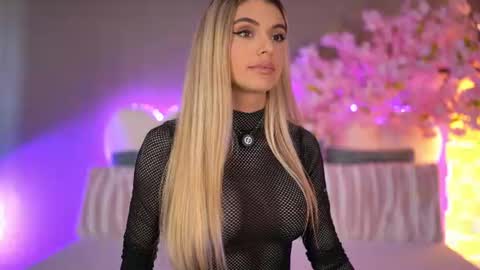 Hailey online show from July 17, 7:59 am