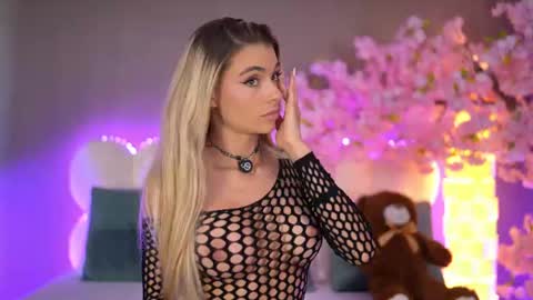 Hailey online show from July 18, 7:45 am
