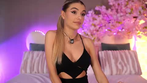Hailey online show from July 22, 9:12 am