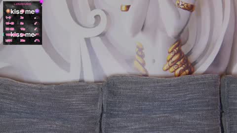 Snapshot of hailey_peach chatting on January 23, 12:25 am HaileyPeach online show from January 23, 12:25 am
