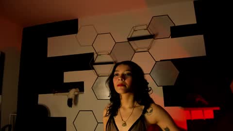 haileycat_ online show from December 23, 1:51 am