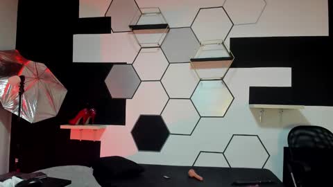 haileycat_ online show from December 24, 11:17 am