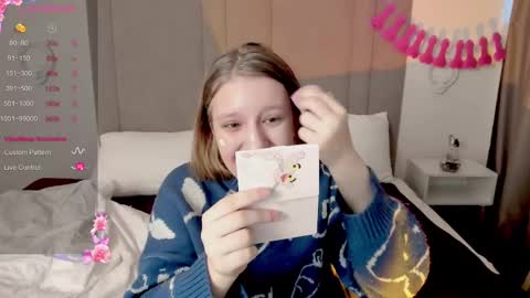 Snapshot of haileyfoxy chatting on February 22, 1:55 am Hailey online show from February 22, 1:55 am