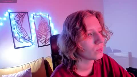 Snapshot of haileyfoxy chatting on November 4, 8:57 am Hailey online show from November 4, 8:57 am