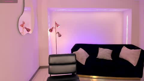 Hailey online show from February 26, 11:42 am