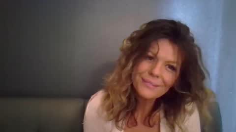 Hailey online show from November 26, 5:58 pm