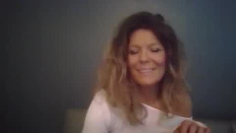 Hailey online show from December 15, 8:46 pm