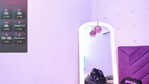 haileystonei online show from January 17, 11:38 am