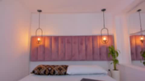 Snapshot of haily_b chatting on March 8, 8:01 pm Haily online show from March 8, 8:01 pm