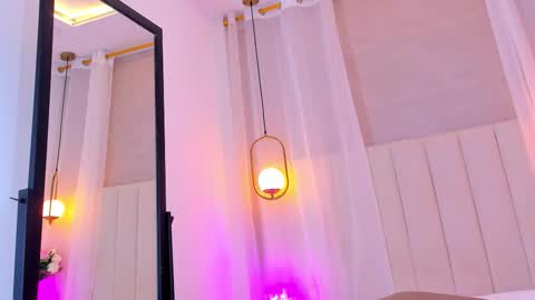 Snapshot of haily_b chatting on March 25, 8:59 pm Haily online show from March 25, 8:59 pm