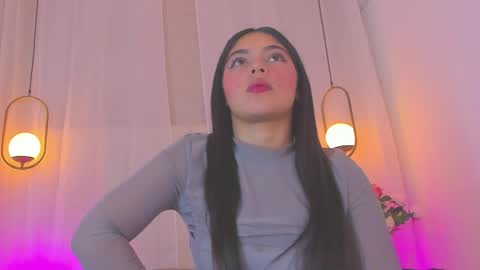 Snapshot of haily_b chatting on March 29, 7:58 pm Haily online show from March 29, 7:58 pm