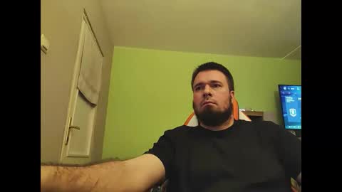 Snapshot of hairy_guy007 chatting on December 30, 9:50 pm hairy_guy007 online show from December 30, 9:50 pm