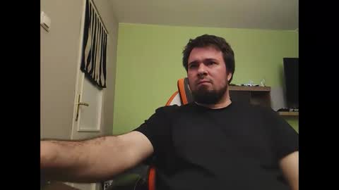 Snapshot of hairy_guy007 chatting on March 7, 10:21 pm hairy_guy007 online show from March 7, 10:21 pm