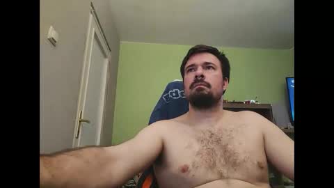 Snapshot of hairy_guy007 chatting on January 17, 10:02 pm hairy_guy007 online show from January 17, 10:02 pm