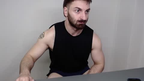 hairy_superman online show from April 5, 3:47 am