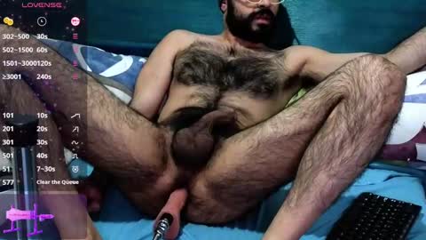 Hairyale online show from December 31, 11:39 pm