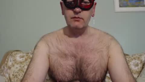 Snapshot of hairyape1 chatting on February 11, 5:18 pm Hairy male online show from February 11, 5:18 pm