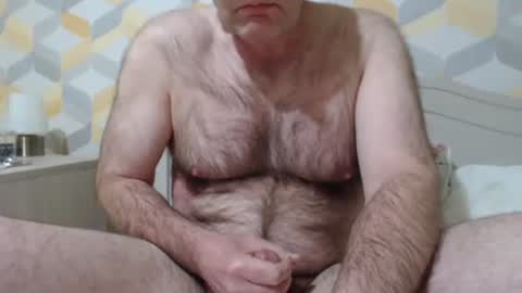 Snapshot of hairyape1 chatting on April 7, 3:34 pm Hairy male online show from April 7, 3:34 pm