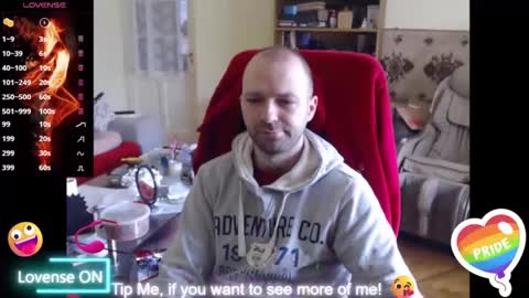 Snapshot of hairyass25yo chatting on February 22, 8:40 am Puppy3 StockyDaddiesmusclebearsbeefybigmans online show from February 22, 8:40 am