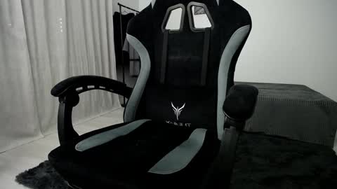 Adam online show from December 10, 7:54 pm