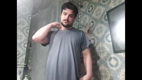 Snapshot of hairyfatboy01 chatting on May 12, 1:47 am hairyfatboy01 online show from May 12, 1:47 am