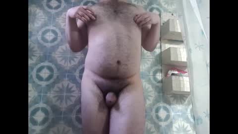 Snapshot of hairyfatboy01 chatting on May 21, 5:53 pm hairyfatboy01 online show from May 21, 5:53 pm