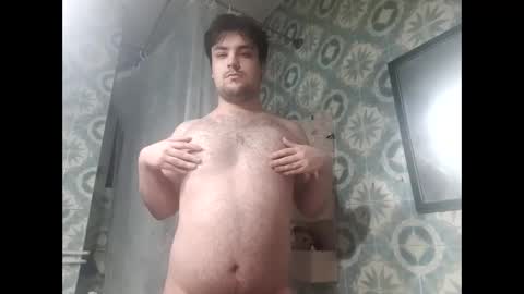 Snapshot of hairyfatboy01 chatting on May 27, 12:07 am hairyfatboy01 online show from May 27, 12:07 am