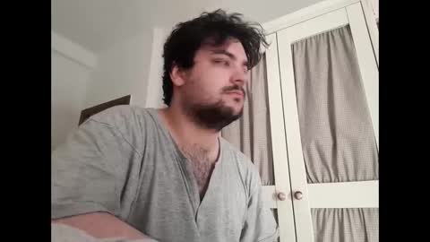 Snapshot of hairyfatboy01 chatting on June 9, 9:10 am hairyfatboy01 online show from June 9, 9:10 am