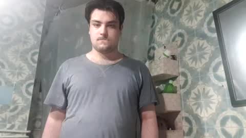 Snapshot of hairyfatboy01 chatting on June 18, 1:06 am hairyfatboy01 online show from June 18, 1:06 am