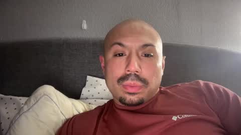 Snapshot of hairyman30000 chatting on February 17, 4:09 am hairyman30000 online show from February 17, 4:09 am