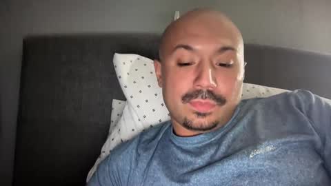 Snapshot of hairyman30000 chatting on February 26, 2:48 am hairyman30000 online show from February 26, 2:48 am