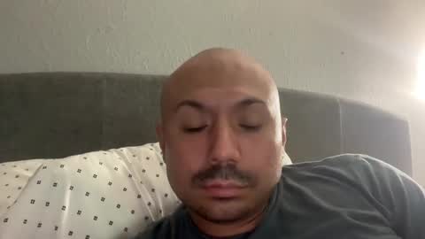 Snapshot of hairyman30000 chatting on October 8, 2:09 am hairyman30000 online show from October 8, 2:09 am