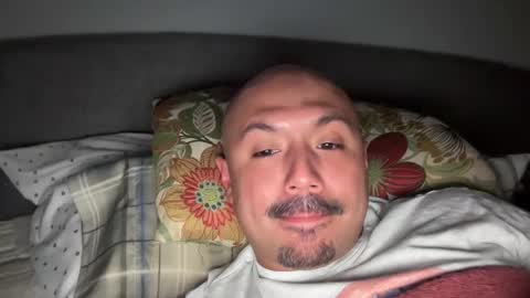 Snapshot of hairyman30000 chatting on October 18, 1:08 am hairyman30000 online show from October 18, 1:08 am