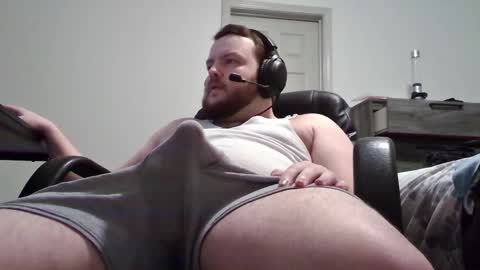 hairymikey online show from December 31, 11:17 pm