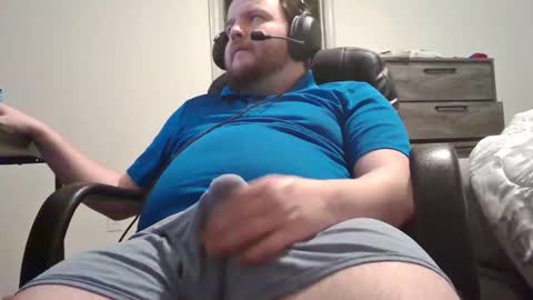 hairymikey online show from February 19, 5:14 am