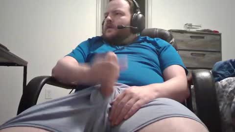 hairymikey online show from April 26, 7:50 am