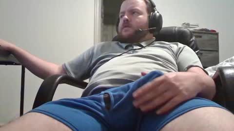 hairymikey online show from April 29, 3:54 am