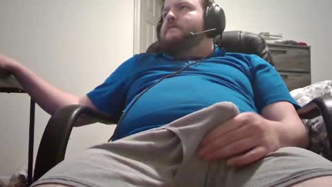hairymikey online show from April 30, 2:51 am