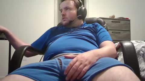 hairymikey online show from June 18, 3:40 am