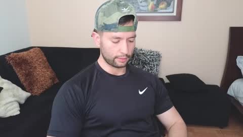 hairyncuteass online show from February 18, 4:37 pm