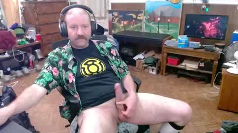 Snapshot of hairyoldperv chatting on June 1, 5:31 am Justin online show from June 1, 5:31 am