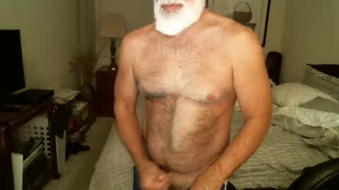 Snapshot of hairypecsguy chatting on May 5, 6:54 am Hairy pecs online show from May 5, 6:54 am