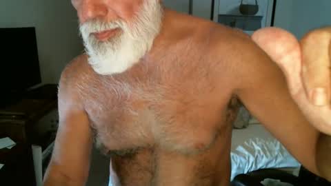 Snapshot of hairypecsguy chatting on May 16, 10:36 am Hairy pecs online show from May 16, 10:36 am