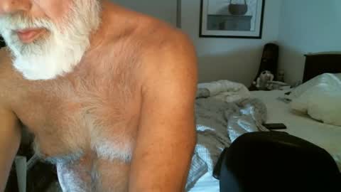 Snapshot of hairypecsguy chatting on May 22, 7:26 am Hairy pecs online show from May 22, 7:26 am