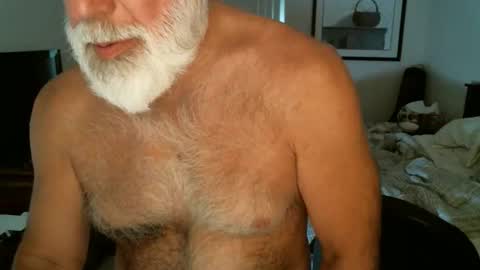 Snapshot of hairypecsguy chatting on June 3, 2:33 pm Hairy pecs online show from June 3, 2:33 pm
